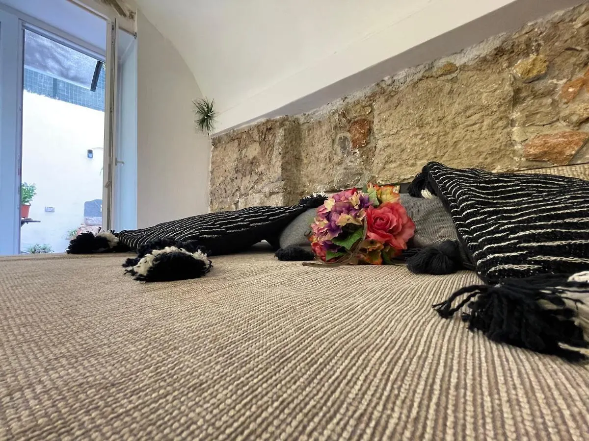 Tufoletto Apartment Palermo 0*,  Italien